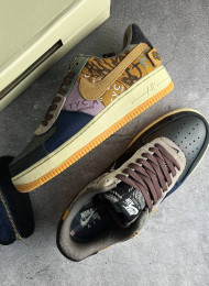 Кроссовки Nike Air Force 1 Travis Scott Cactus Jack живое фото 2